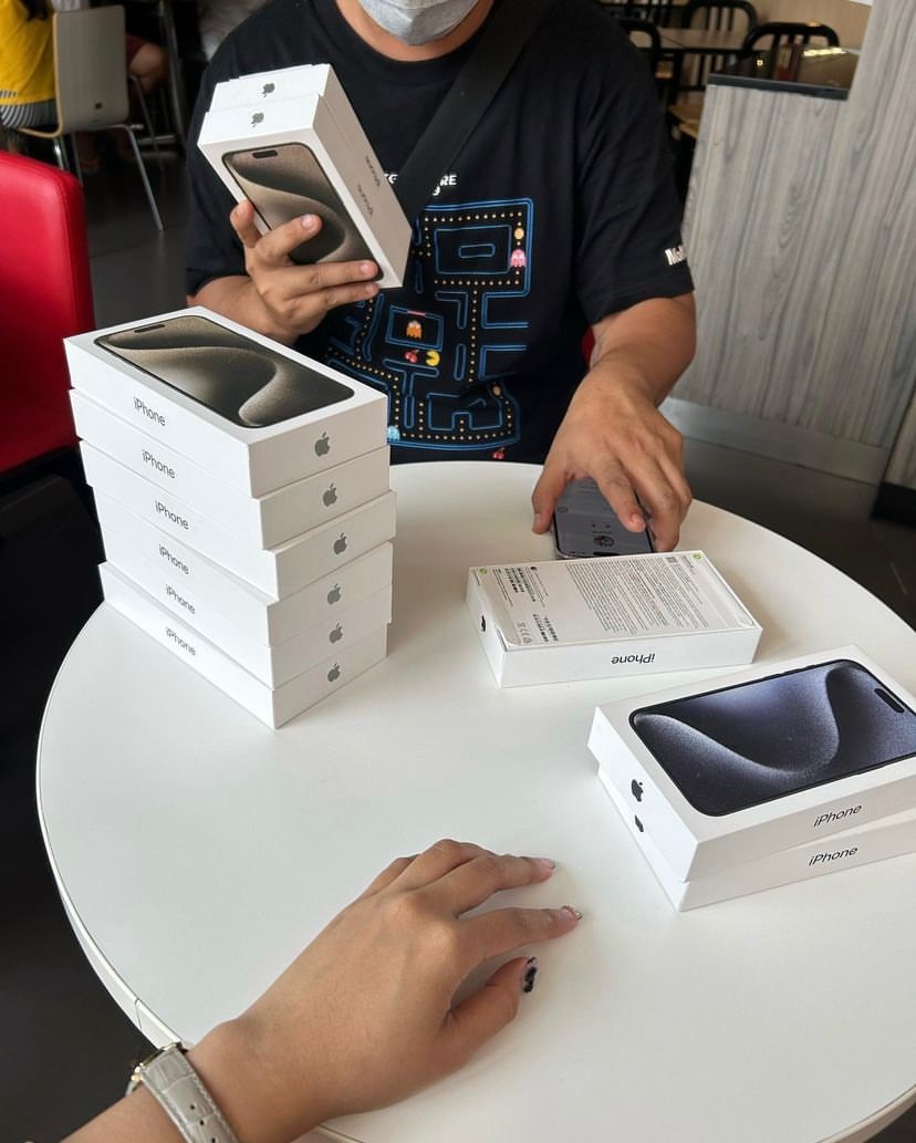 NEW APPLE IPHONE 15 PRO MAX 512GB UNLOCKED. for sale in Bungoma | Soko Ads