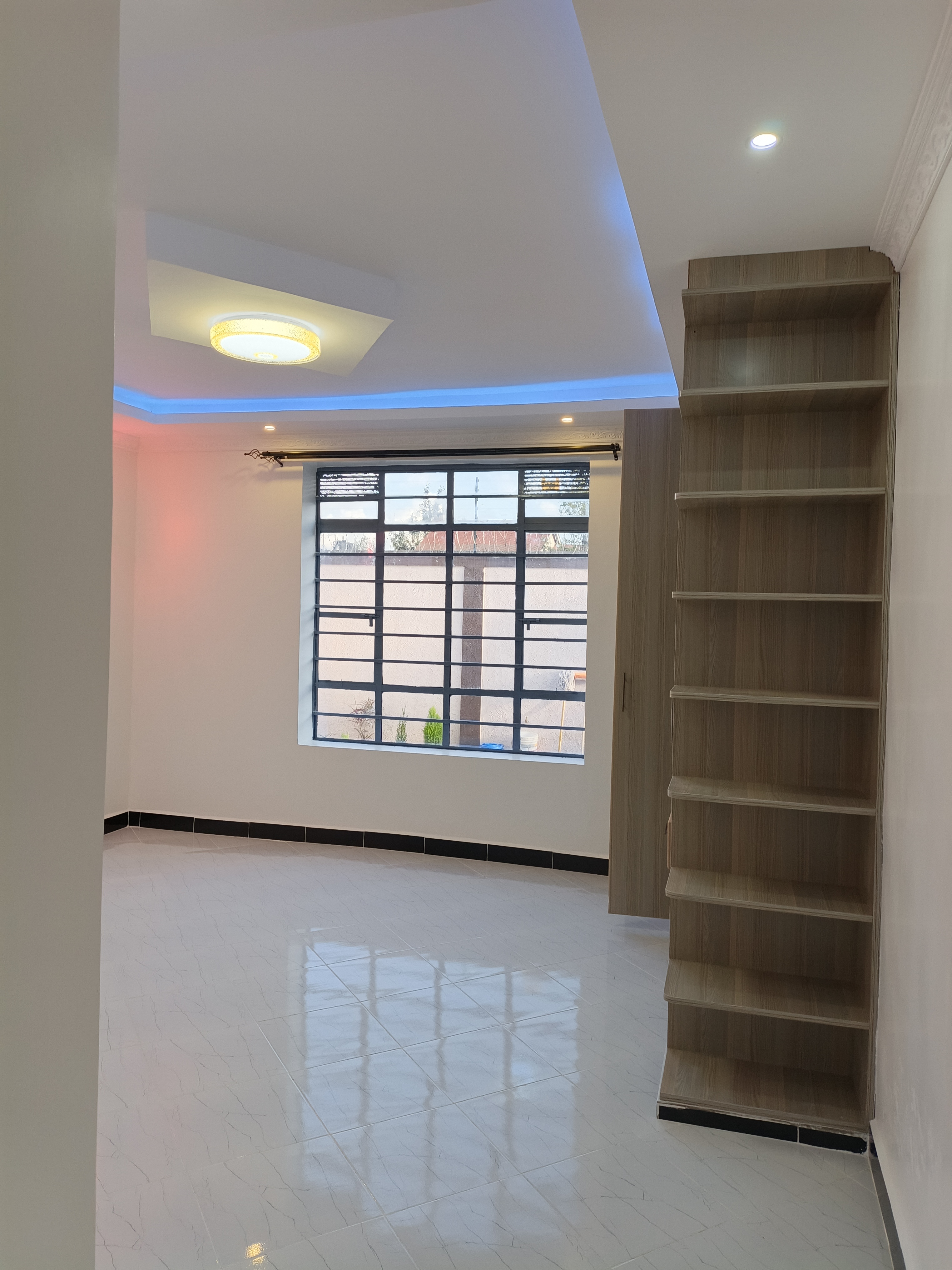 FOR SALE: SPACIOUS 3-BEDROOM ALL-ENSUITE FLAT-ROOFED BUNGALOW PLUS SQ IN RUIRU-MUGUTHA for sale in Kiambu 
 | Soko Ads