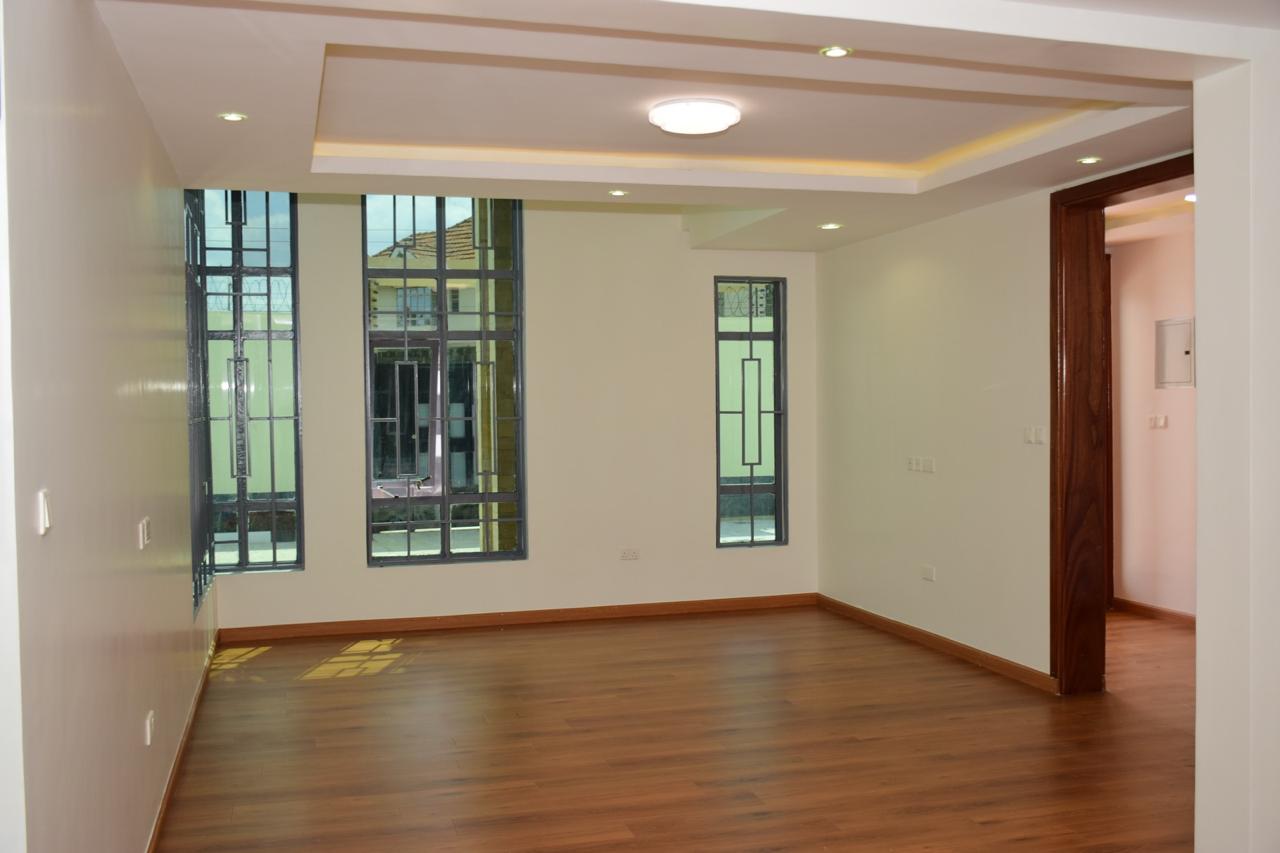FOR SALE: LUXURIOUS 4-BEDROOM ALL EN-SUITE MAISONETTE WITH SQ & EXTRA TV ROOM IN GOLF VIEW ESTATE, THIKA for sale in Kiambu 
 | Soko Ads